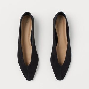 NWT Pointed Ballet flats in vegan suede EUR 36 / US 5.5
